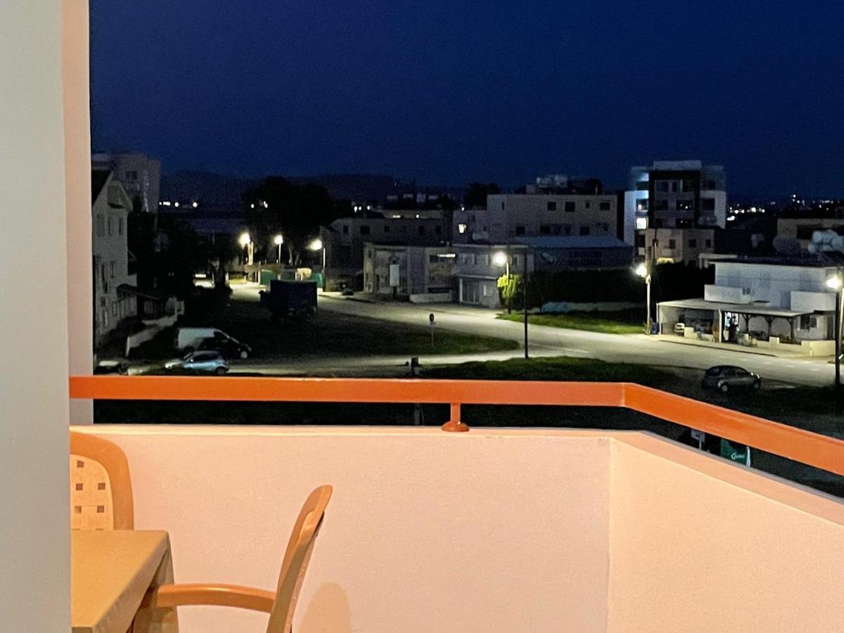 ラルナカCyprus Penelopeアパートメント エクステリア 写真